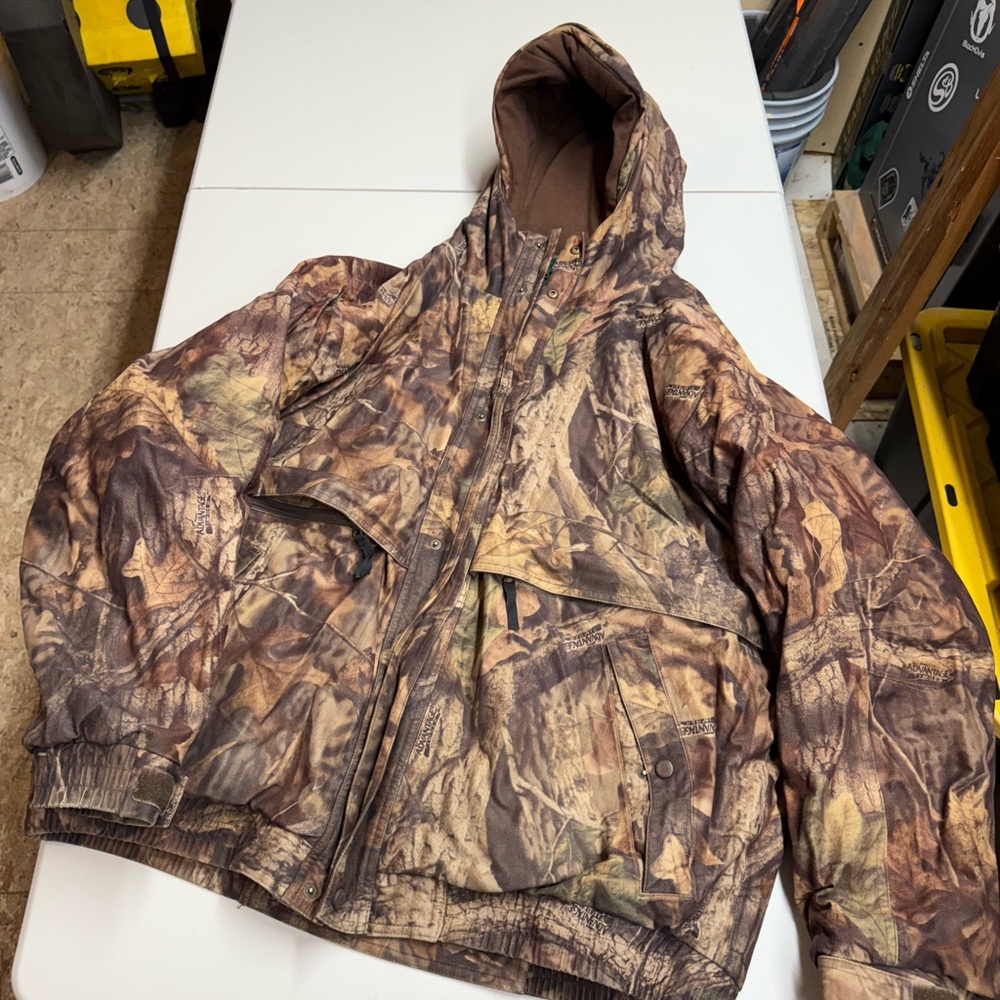 Cabelas Camouflage Hooded Jacket
